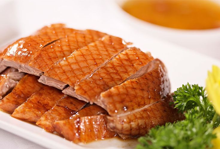 CUỐI TUẦN ĐẾN Xích Long thưởng thức vịt quay mỹ vị