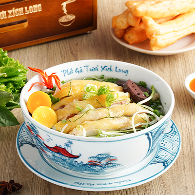 Phở gà đùi
