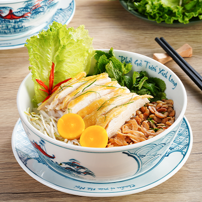 Phở gà trộn